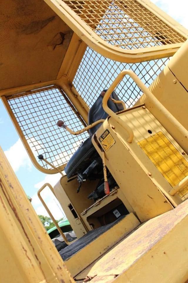 Image of John Deere 850B equipment image 3