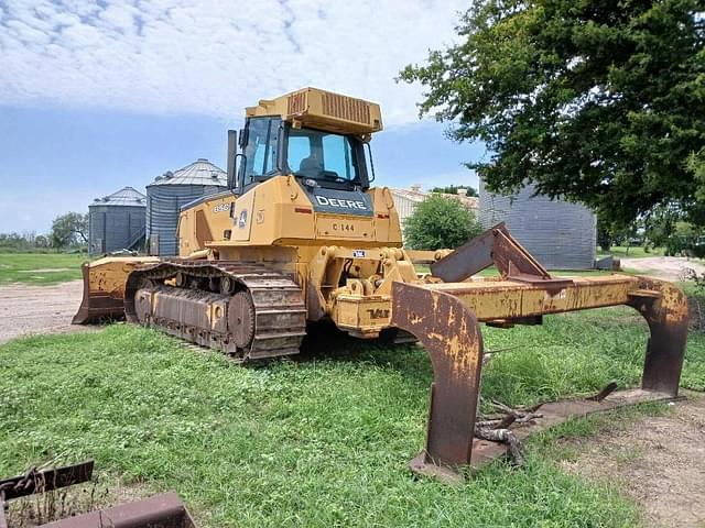 Image of John Deere 850J equipment image 4