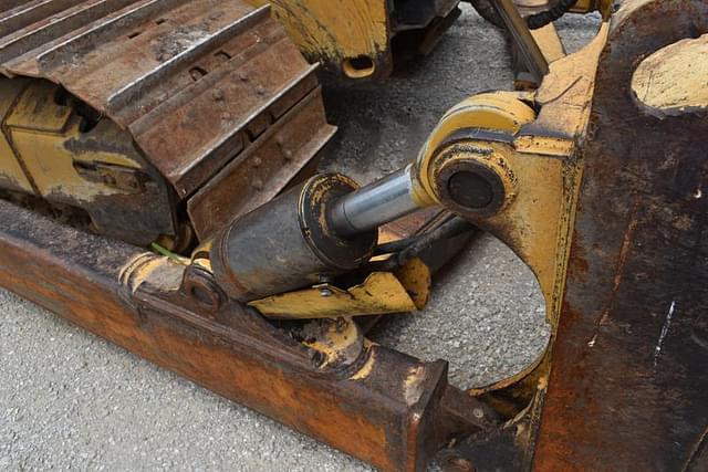 Image of John Deere 850J WLT equipment image 4