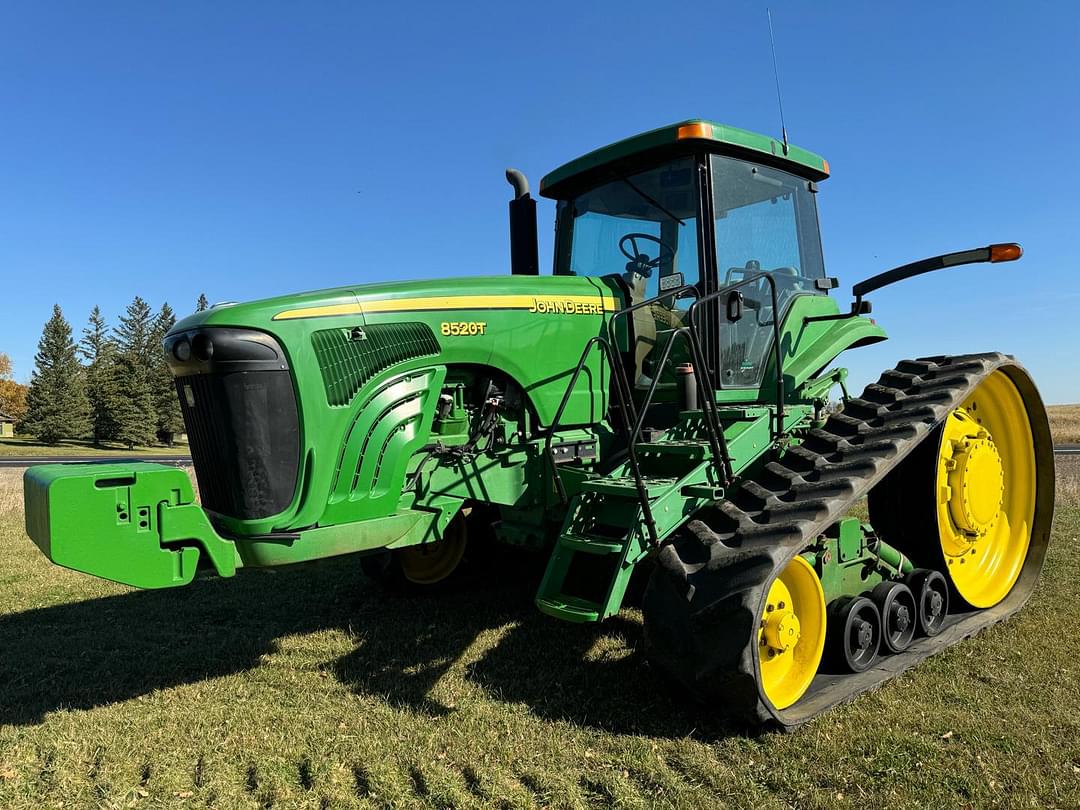 Image of John Deere 8520T Primary image