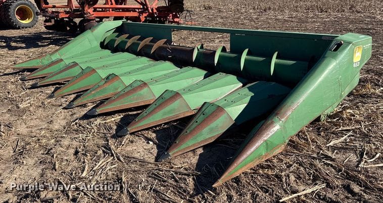 John Deere 853 Equipment Image0