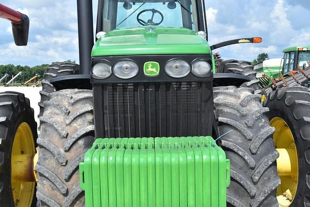 Image of John Deere 8530 equipment image 4