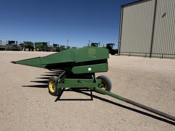 Image of John Deere 853A Primary image