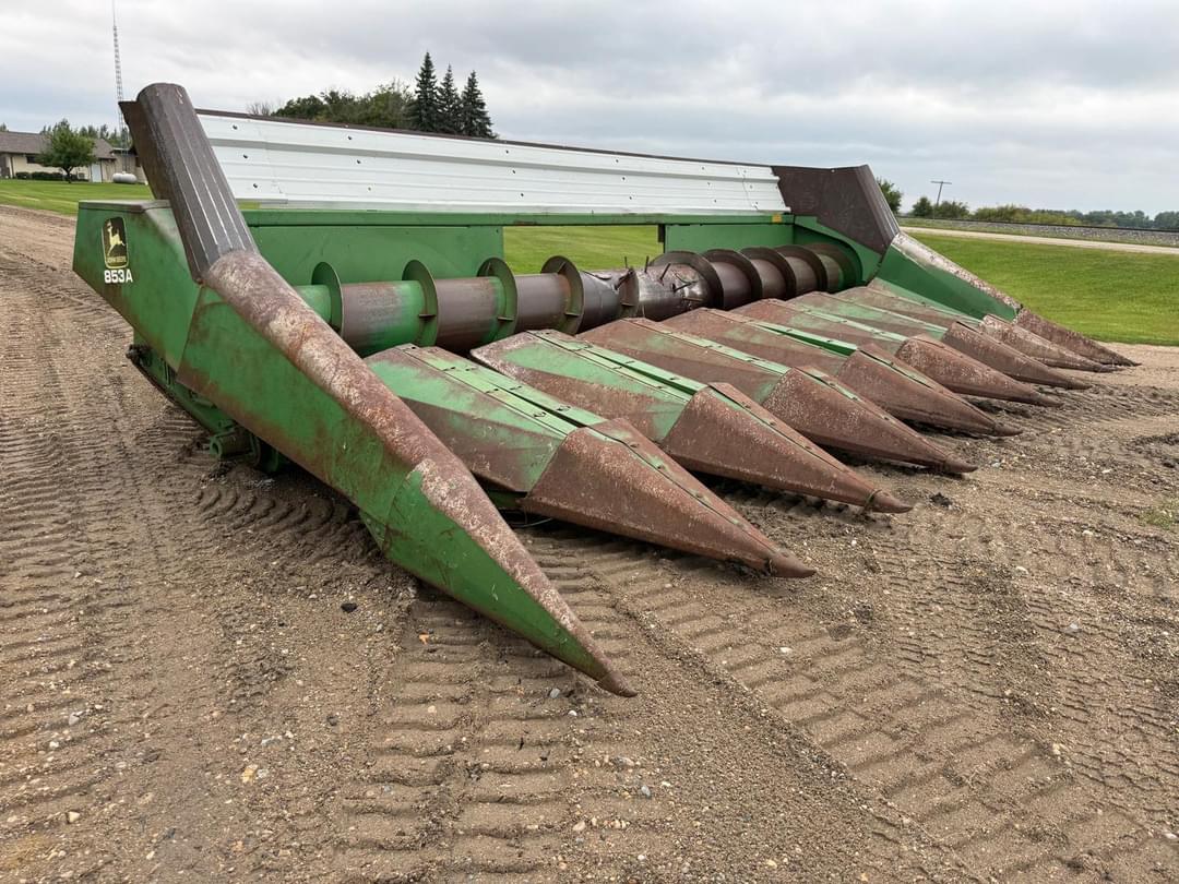 Image of John Deere 853A Primary image