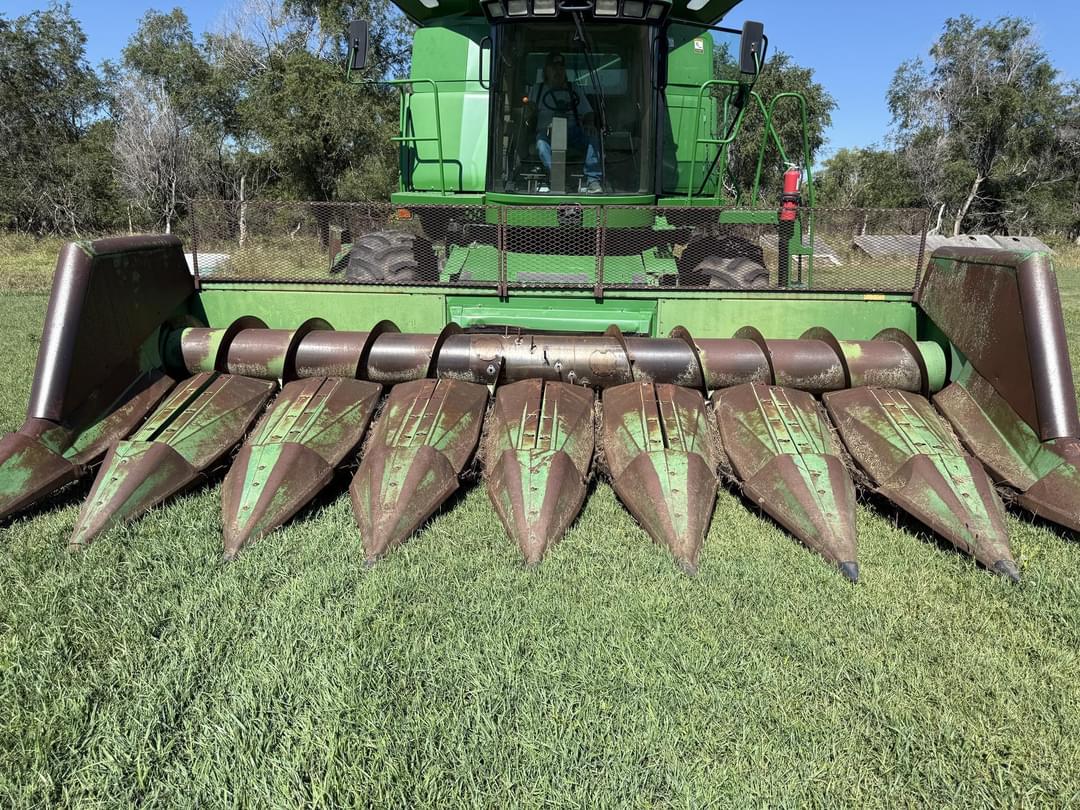 Image of John Deere 853A Primary image