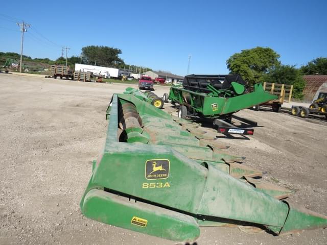 Image of John Deere 853A equipment image 4
