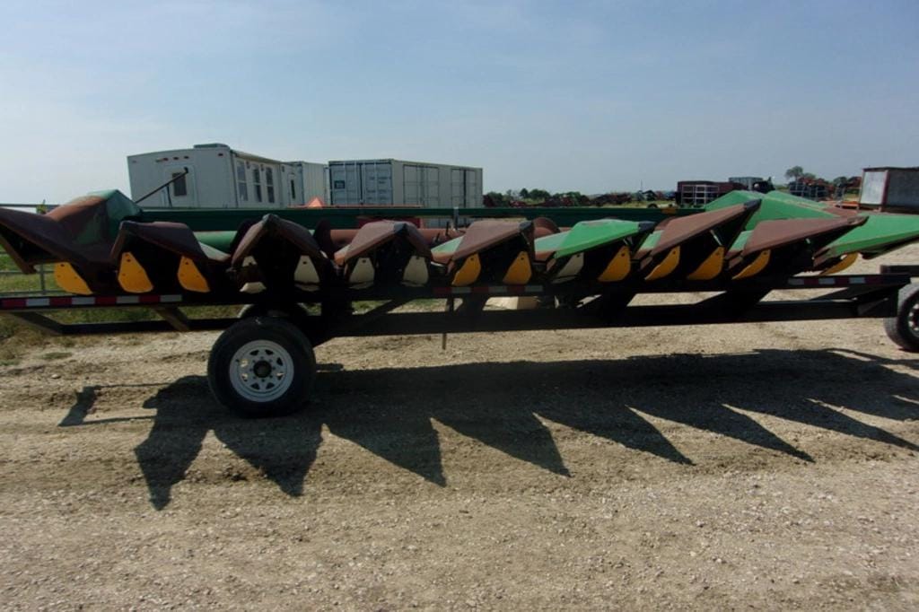 John Deere 853A Equipment Image0