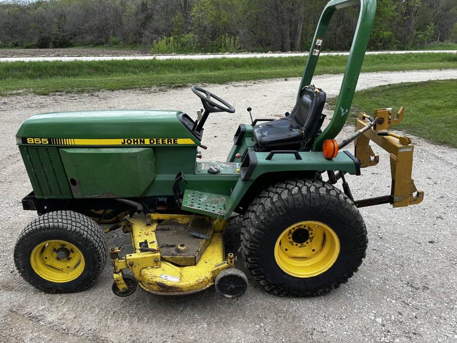 Main image John Deere 855