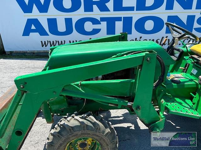 Thumbnail image John Deere 855 24