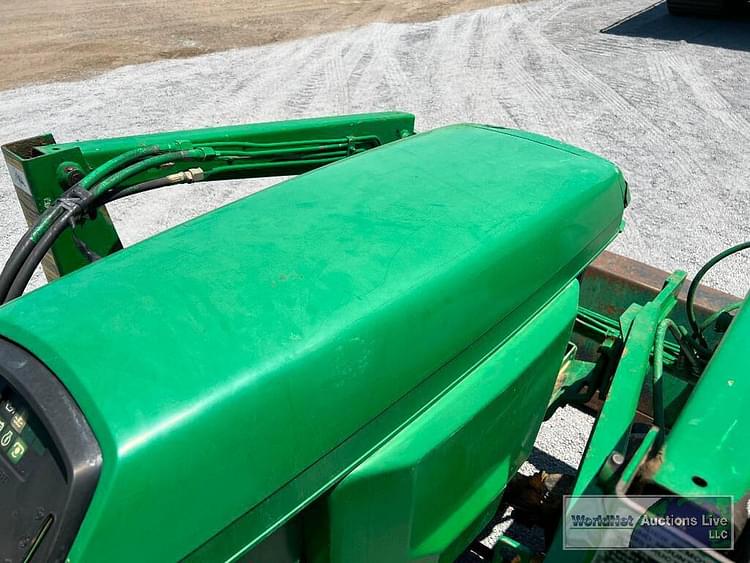Main image John Deere 855 28