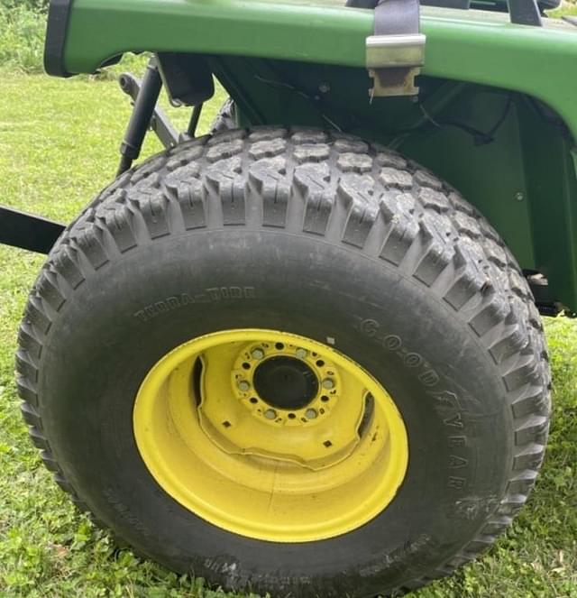Image of John Deere 855 equipment image 4
