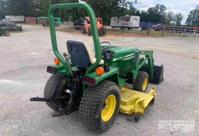 Image of John Deere 855 equipment image 2