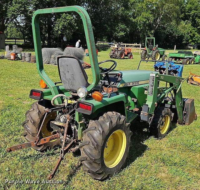 Image of John Deere 855 equipment image 4