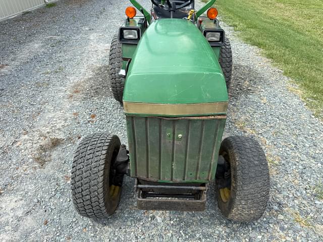 Image of John Deere 855 equipment image 4