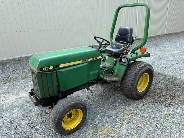Image of John Deere 855 equipment image 1