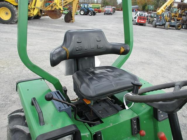 Image of John Deere 855 equipment image 4