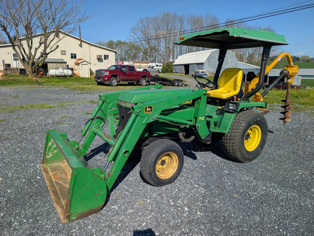 Image of John Deere 855 Primary image