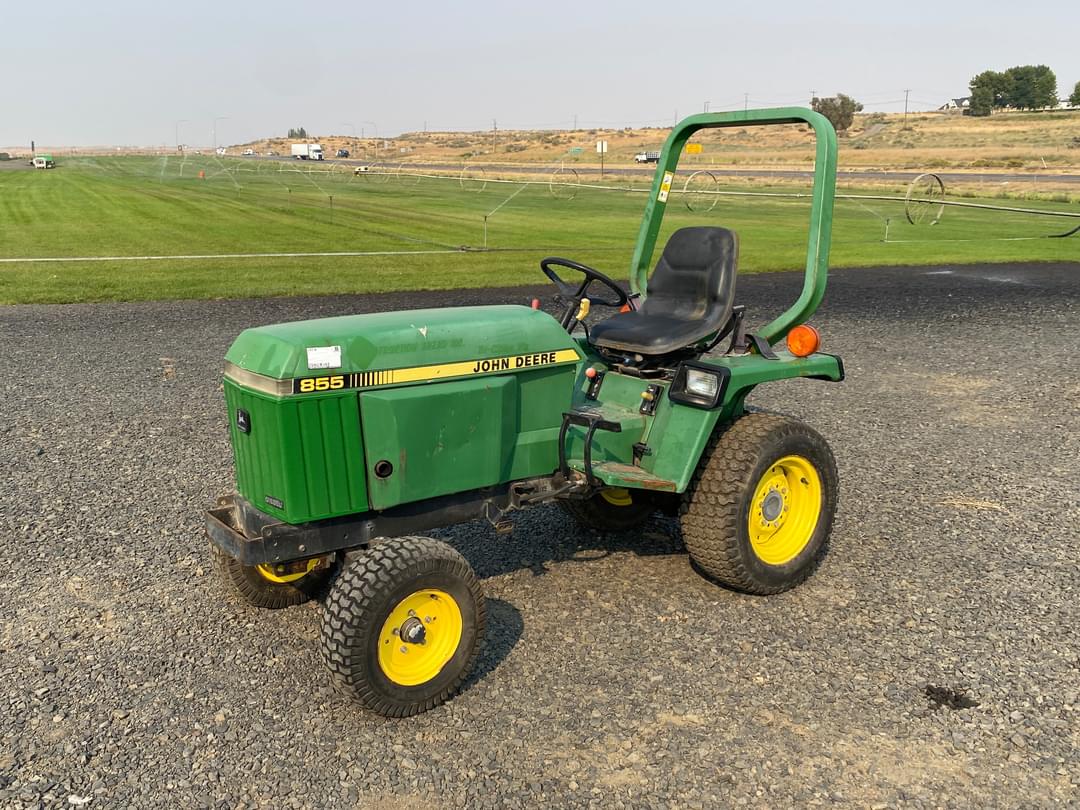 Image of John Deere 855 Primary image