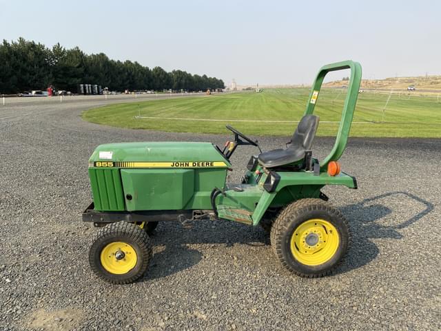 Image of John Deere 855 equipment image 1