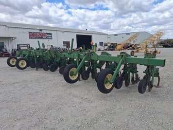 Main image John Deere 856
