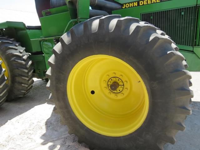 Image of John Deere 8560 equipment image 2