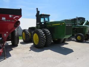 John Deere 8560 Image