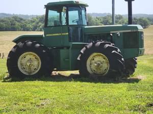 1975 John Deere 8630 Image