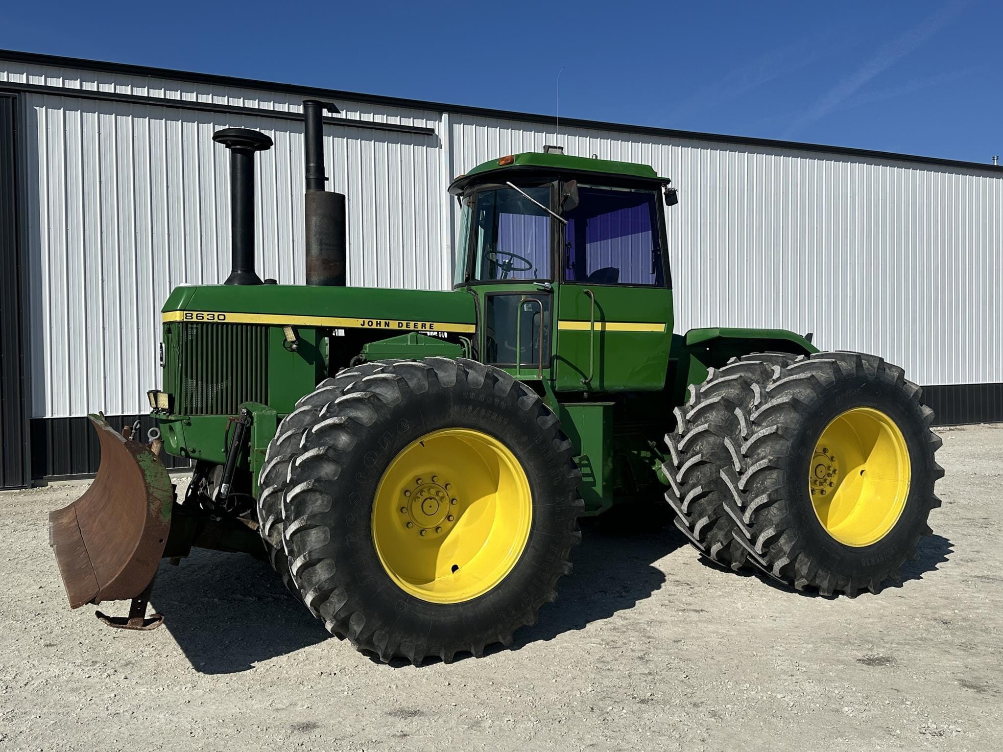 John Deere 8630 Equipment Image0