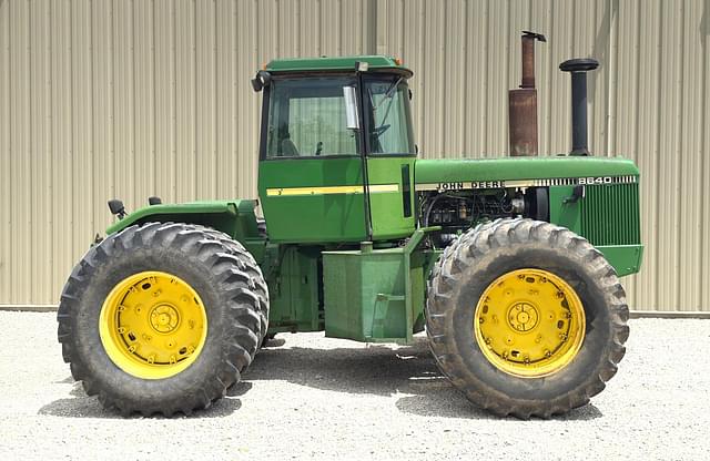 Image of John Deere 8640 equipment image 2