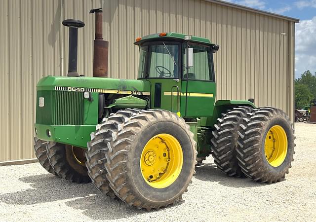 Image of John Deere 8640 equipment image 1