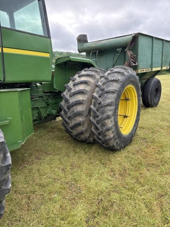 Image of John Deere 8640 equipment image 3