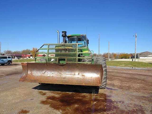 Image of John Deere 8640 equipment image 1