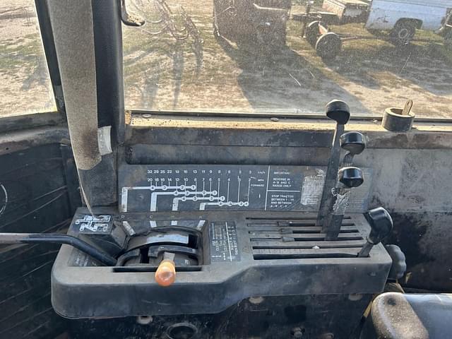 Image of John Deere 8640 equipment image 1