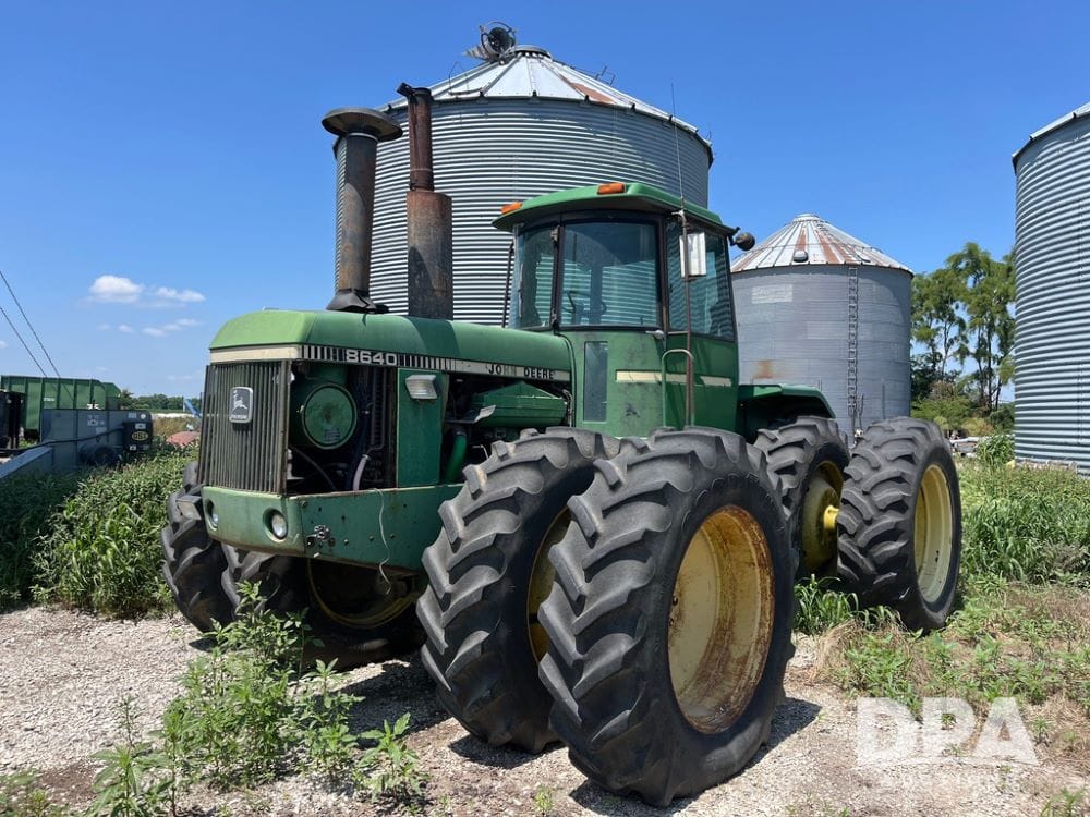 John Deere 8640 Equipment Image0