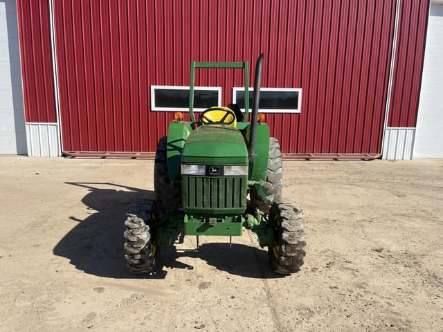 Image of John Deere 870 equipment image 1