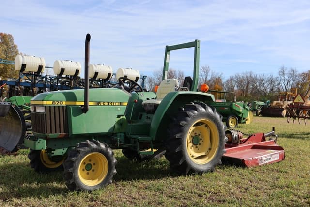 Image of John Deere 870 equipment image 1