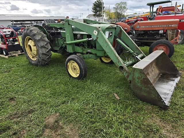 Image of John Deere 870 equipment image 3