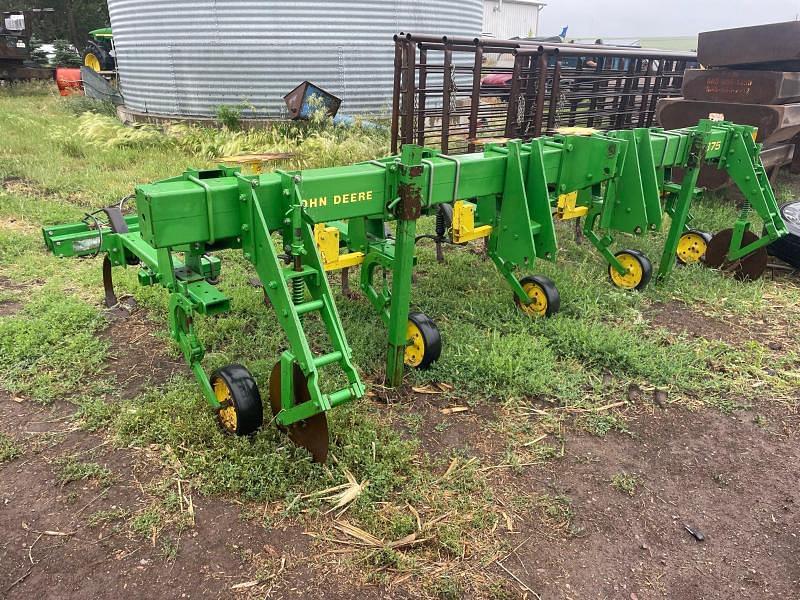 Image of John Deere 875 Primary image