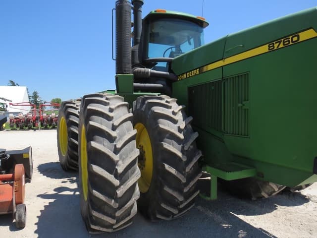Image of John Deere 8760 equipment image 4