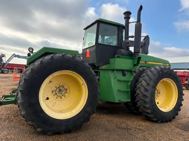Image of John Deere 8760 equipment image 2