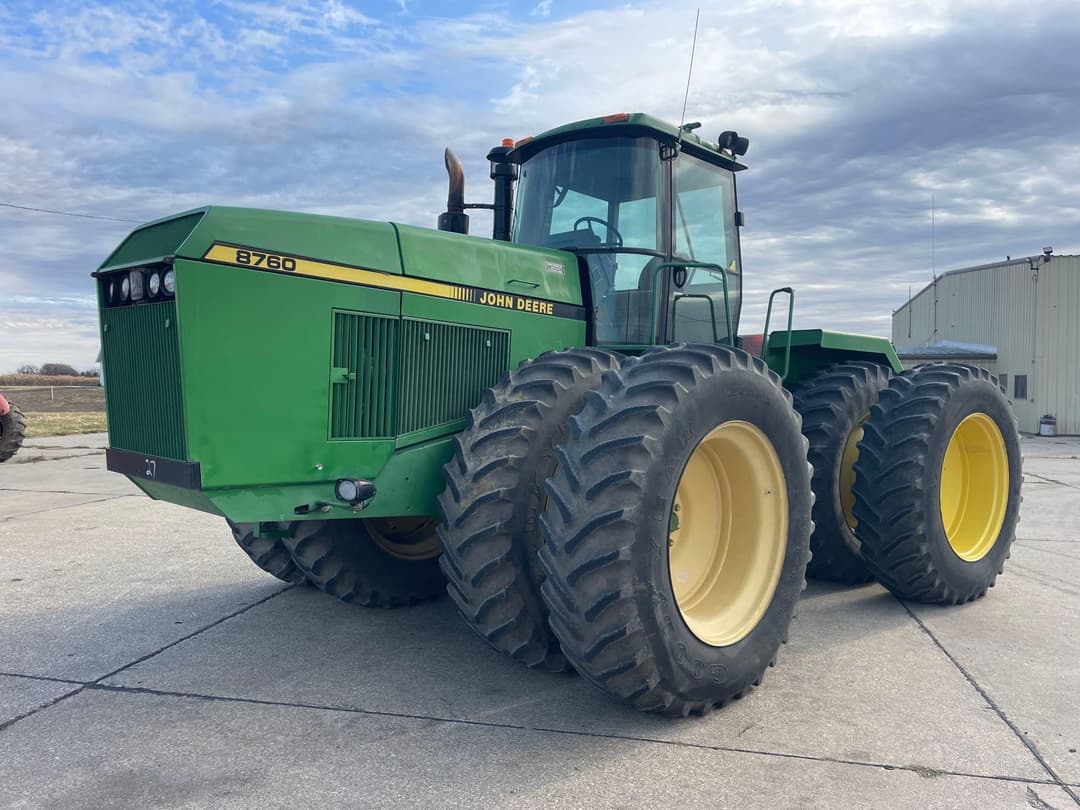 Image of John Deere 8760 Primary image
