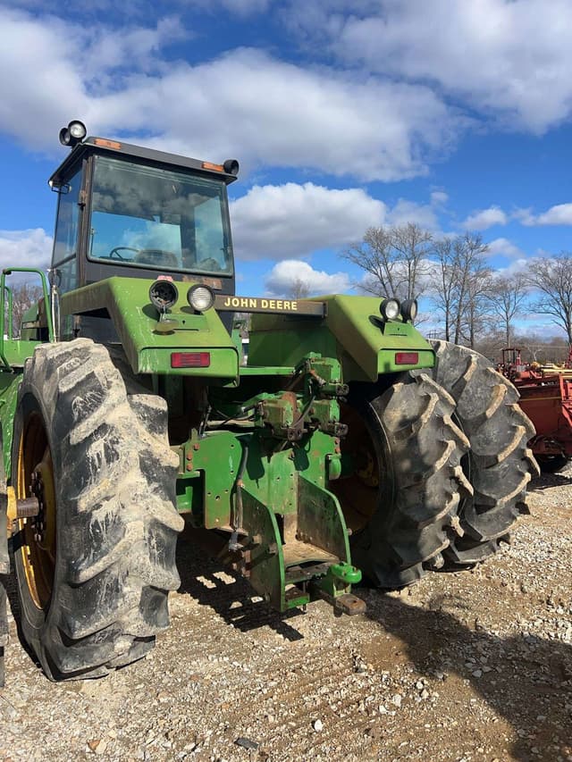 Image of John Deere 8760 equipment image 2