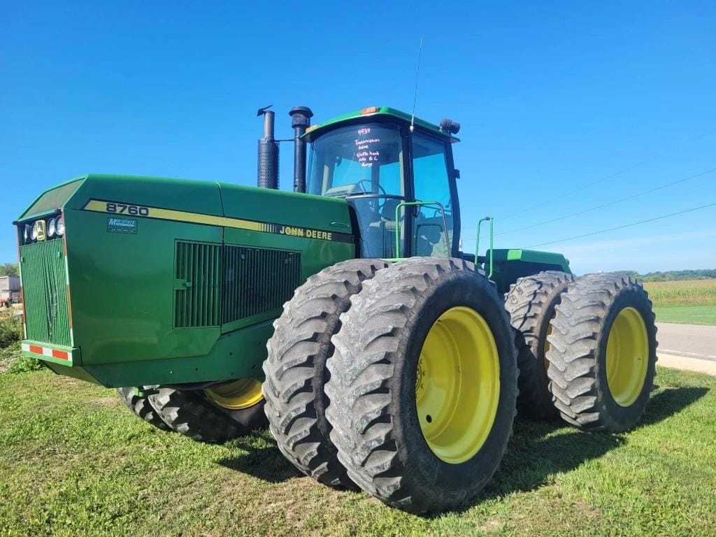 Main image John Deere 8760