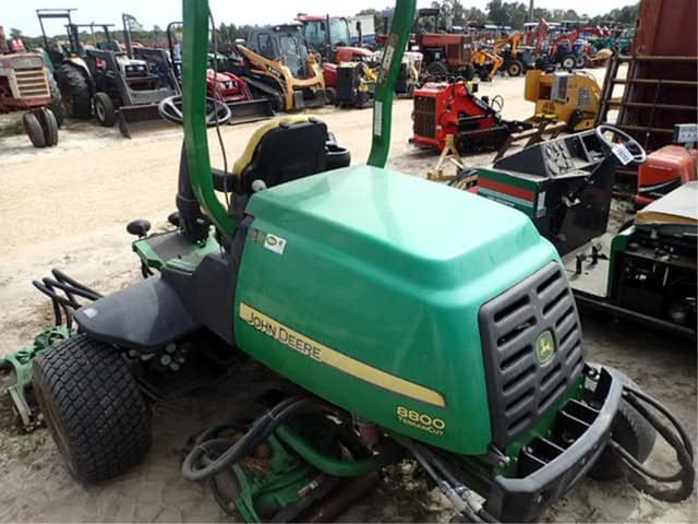 Image of John Deere 8800 equipment image 4