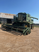 John Deere 8820 Image