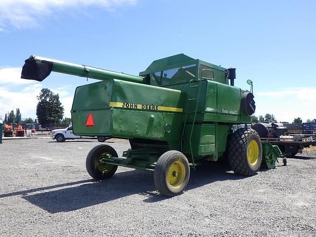 Image of John Deere 8820 equipment image 3