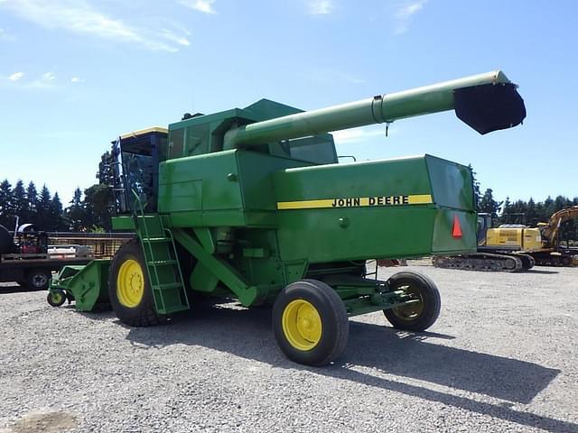 Image of John Deere 8820 equipment image 4