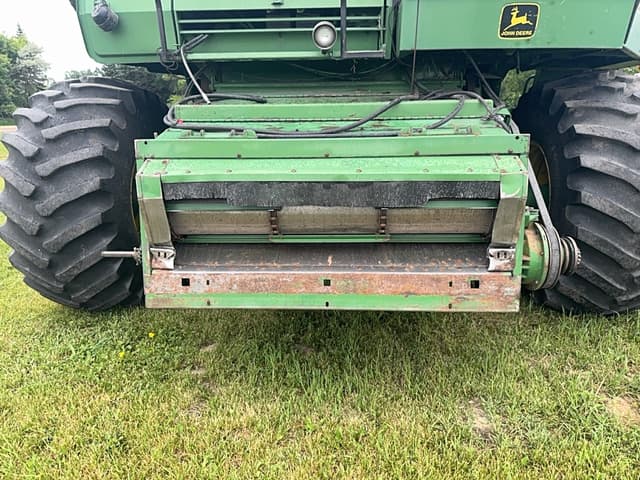 Image of John Deere 8820 Turbo equipment image 4