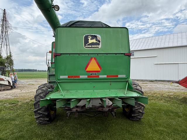 Image of John Deere 8820 Titan II equipment image 4
