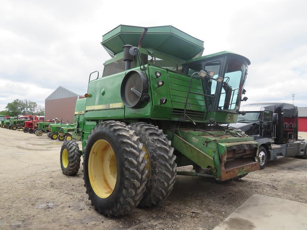 Image of John Deere 8820 Titan II Primary image